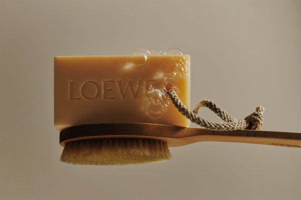 LOEWE OCTUBRE 011806